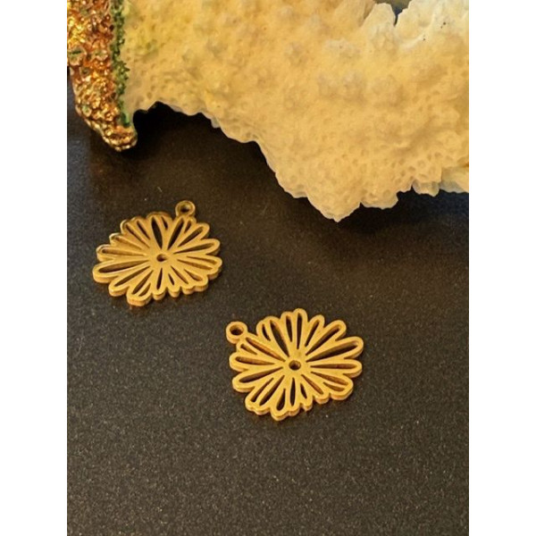 Pendentif Fleur 13mm – Acier Inoxydable 304 Doré  à l'or fin 18K