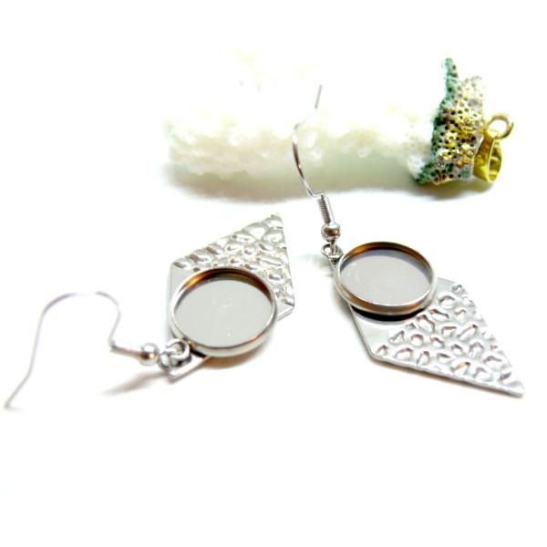 Supports de Boucles d’Oreilles Losange Martelé 12 mm – Acier Inoxydable 304 Argenté