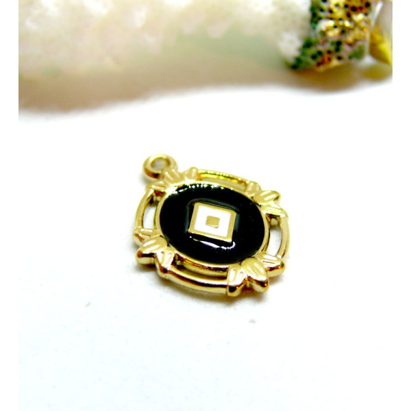 Pendentif Médaillon émaillé noir 19 mm – Acier inoxydable 304 doré