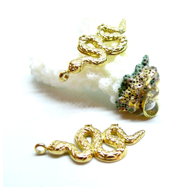 Pendentif Serpent 35 mm – Acier Inoxydable 304 Doré PVD