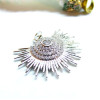 Pendentif – Soleil éventail avec zircon 25 mm – Laiton, Argenté