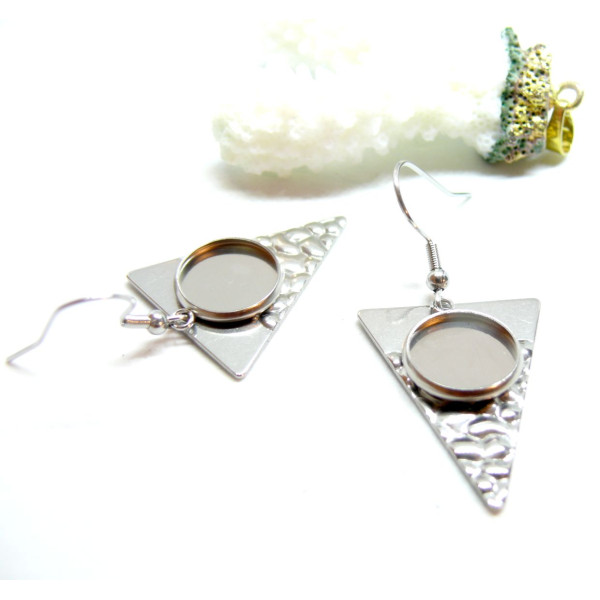 Supports de Boucles d’oreilles Triangle martelé 12 mm – Acier Inoxydable 304 Argenté