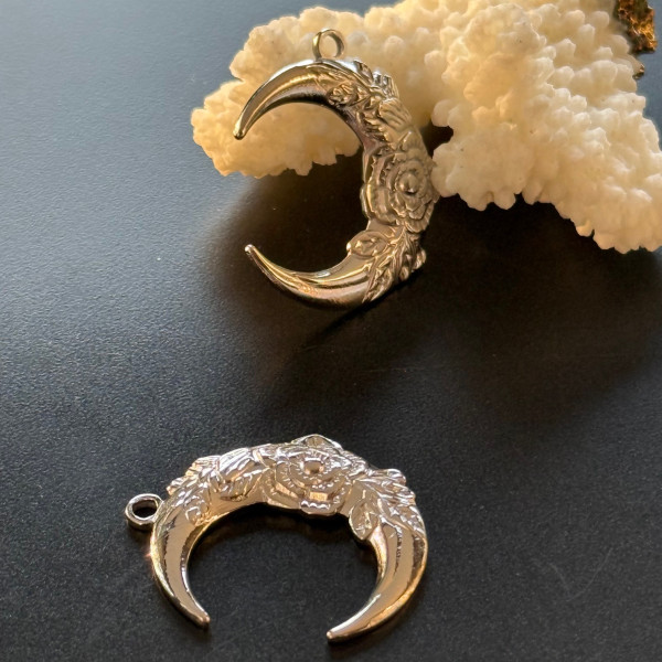 Pendentifs Lune avec Fleurs 30 mm – Acier Inoxydable Argenté