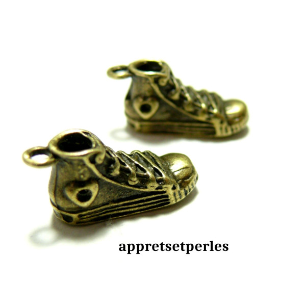 P24566 – Lot de 4 Pendentifs Basket 3D 21mm Bronze