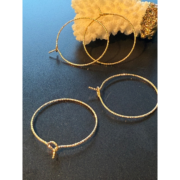 Boucles d'Oreilles Créoles Tige Martelées 30mm – Acier Inoxydable 316 Doré Placage Ionique