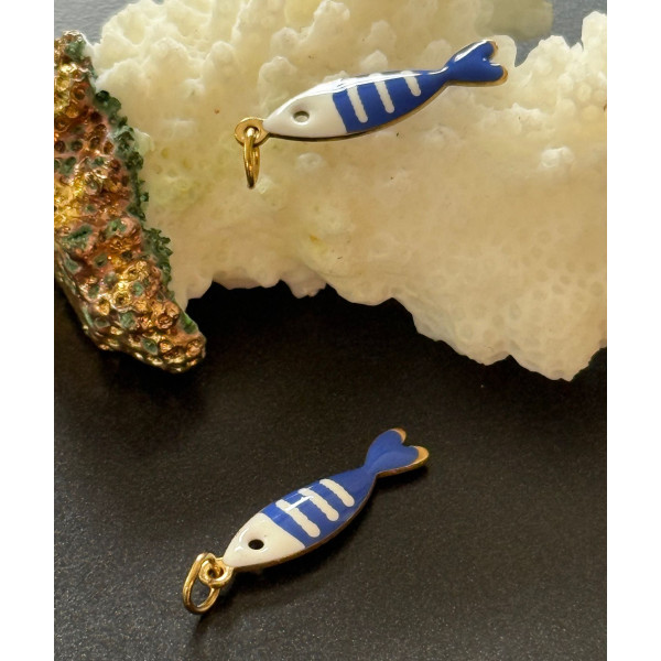 Pendentif avec anneau Poisson Émaillé 18,5 mm – Acier Inoxydable 304 Doré à l’or fin 18K, IONIQUE
