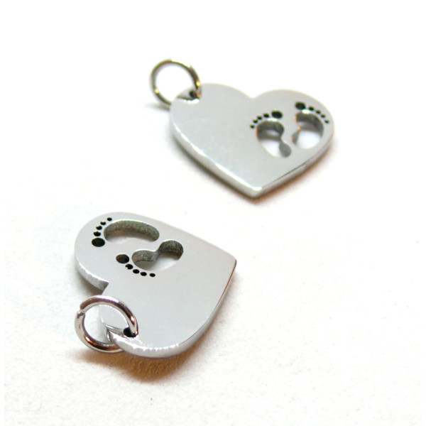 Pendentifs avec anneau Petits Pieds dans Cœur 17x13mm – Acier Inoxydable 304 Argenté