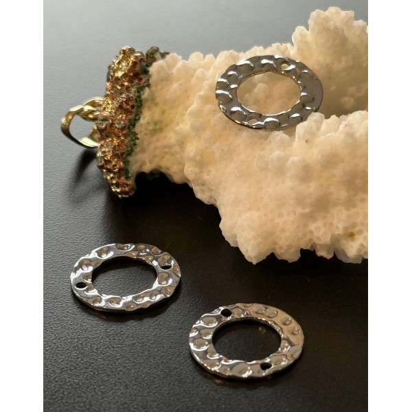 Connecteurs Cercle martelé 15mm – Acier Inoxydable Argenté PVD