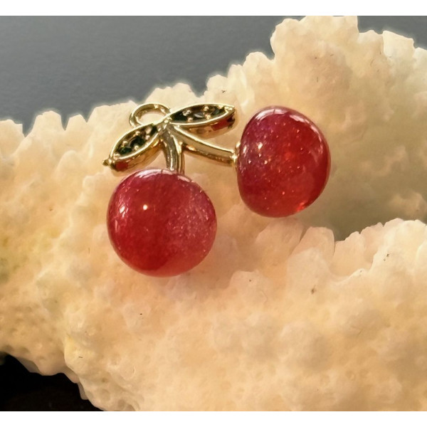 Pendentif Cerise 18 mm en Résine – Acier Inoxydable 304 Doré