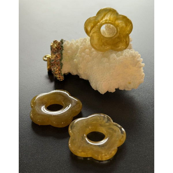 Pendentifs Fleur Résine Acrylique 25mm – Olive Marbré