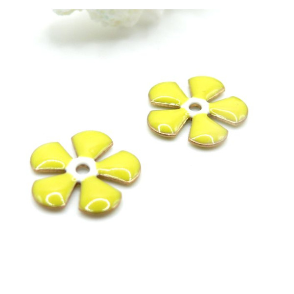 Perles intercalaires Fleur style vintage 13 mm – Résine Émaillée JAUNE