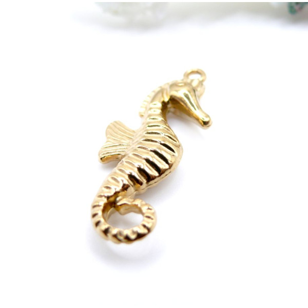 Pendentif Hippocampe 3D 30 mm – Acier Inoxydable 304 Doré à l’or fin 18K, PVD