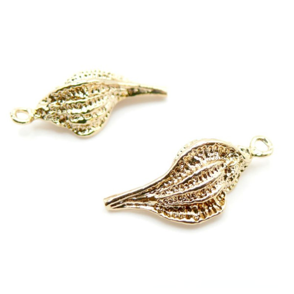 Pendentifs Coquillage 23 mm – Laiton Doré à l’or fin 18K