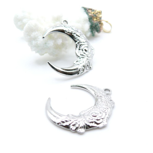 Pendentifs Lune avec Fleurs 30 mm – Acier Inoxydable Argenté