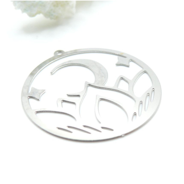 Pendentifs Estampes Fleurs de lotus et lune 38 mm – Acier Inoxydable 304 Argenté