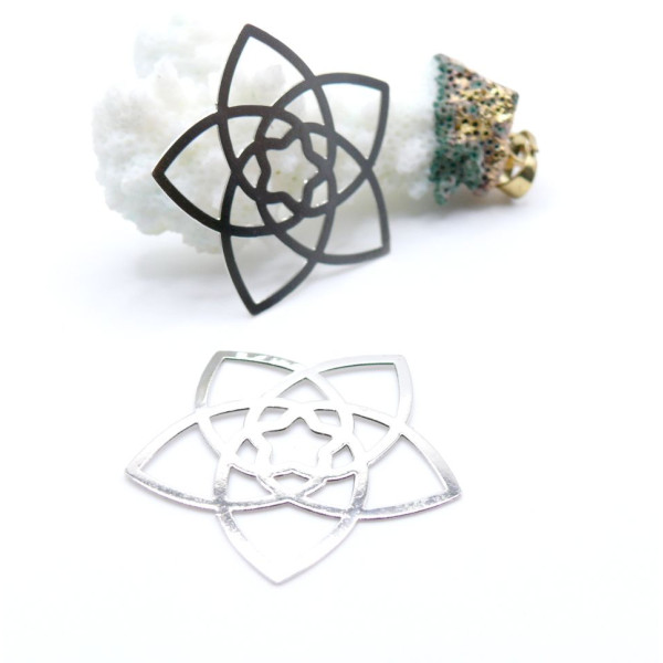 Estampes Pendentifs Filigrane Mandala 30 mm – Métal Argenté