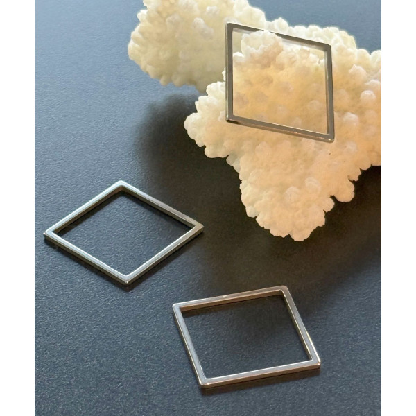 Pendentifs Connecteur Carré 16mm – Acier Inoxydable Argenté