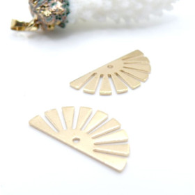 Pendentifs Demi Soleil Eventail 24mm – Laiton Doré