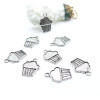 Pendentifs Breloques Gourmandises Cup Cakes Métal Argent Antique