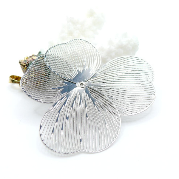 Estampes Pendentif Fleurs Filigrane 50mm Argenté