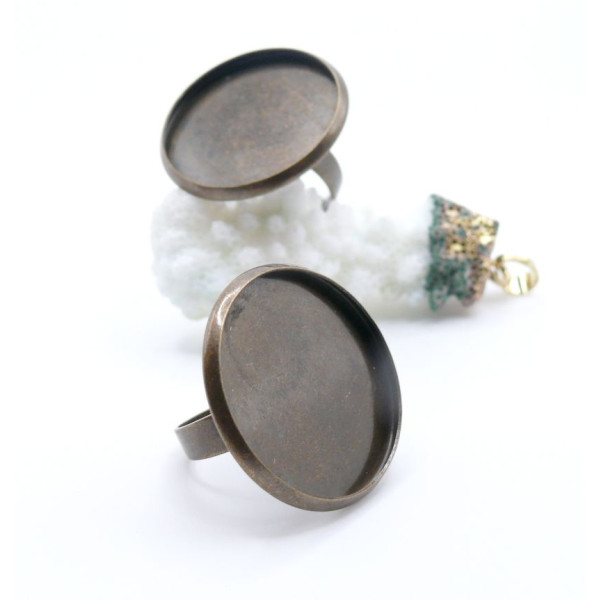 Supports de Bagues pour Cabochons rond 25mm – Laiton Bronze