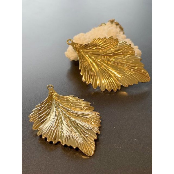 Pendentif Feuille 62mm – Acier Inoxydable 304 Doré à l'or fin 18K, PVD