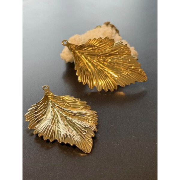 Pendentif Feuille 62mm – Acier Inoxydable 304 Doré à l'or fin 18K, PVD