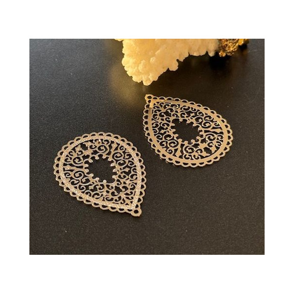 Estampes Pendentifs Filigrane Mandala goutte  35 mm – Métal Argenté