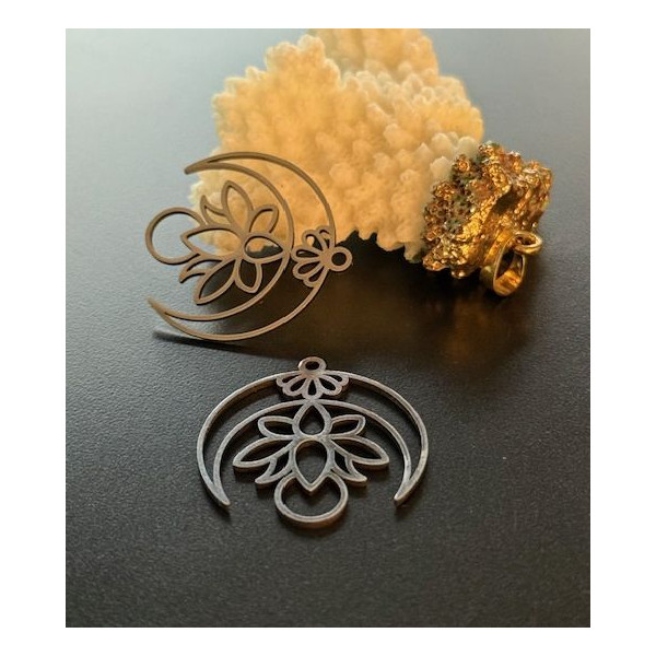 Pendentifs Fleur de Lotus 28mm – Acier Inoxydable 304 Argenté