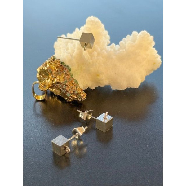 Boucles d'oreilles Puces Cube 5mm avec attache – Acier Inoxydable 304 Argenté