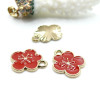 Pendentifs Fleur 18 mm – Résine Émaillée Rouge sur métal Doré