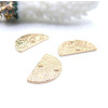 Pendentifs Connecteur Demi-Cercle 15 mm Martelé – Laiton Doré à l’ Or Fin 18K