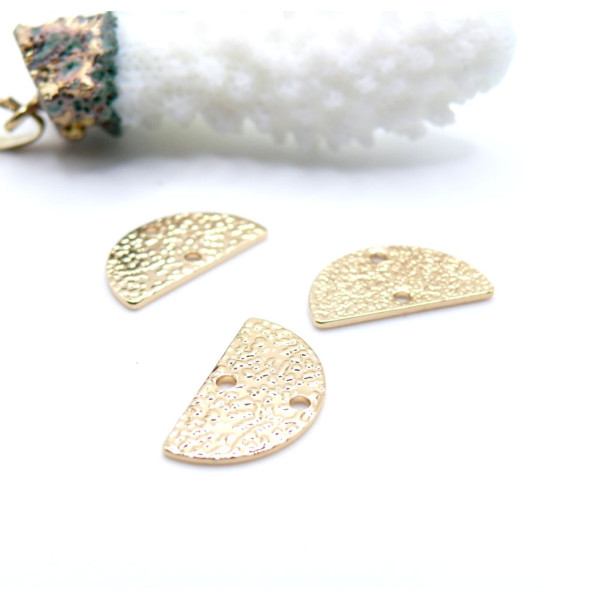 Pendentifs Connecteur Demi-Cercle 15 mm Martelé – Laiton Doré à l’ Or Fin 18K