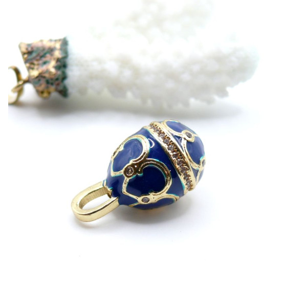 Pendentif Oeuf Résine Émaillée 23mm – Laiton Doré à l’Or Fin 18K