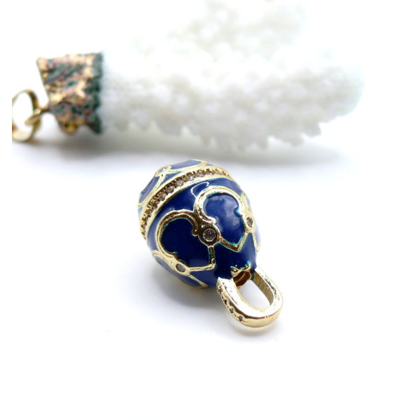 Pendentif Oeuf Résine Émaillée 23mm – Laiton Doré à l’Or Fin 18K