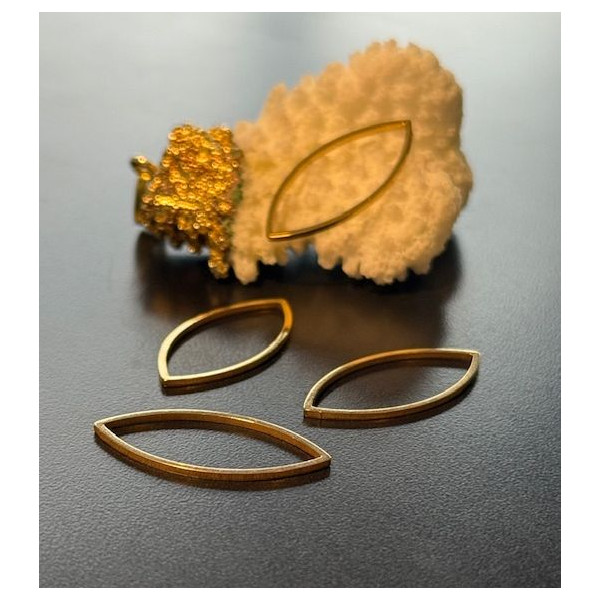 Pendentifs Anneau forme Navette 26mm – Acier Inoxydable Doré