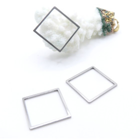 Pendentifs Connecteur Carré 20mm – Acier Inoxydable Argenté