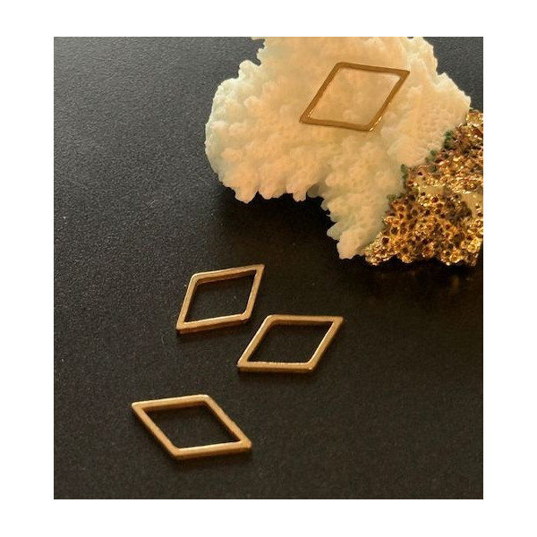 Pendentifs Connecteur Fermé Losange 15.5mm – Acier Inoxydable 304 Doré