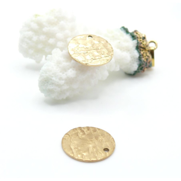 Pendentifs Médaille Texturée 15mm – Acier Inoxydable 304 Doré Placage Ionique