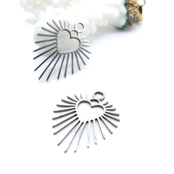 Pendentifs  Coeur Soleil  26.5mm – Acier Inoxydable 304 Argenté