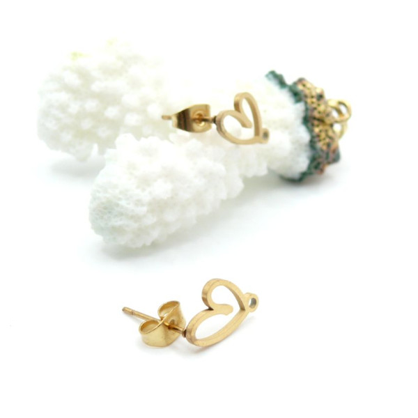 Boucles d’Oreilles Puce  Cœur avec Attache 12 mm – Acier Inoxydable 304 Doré, Ionique