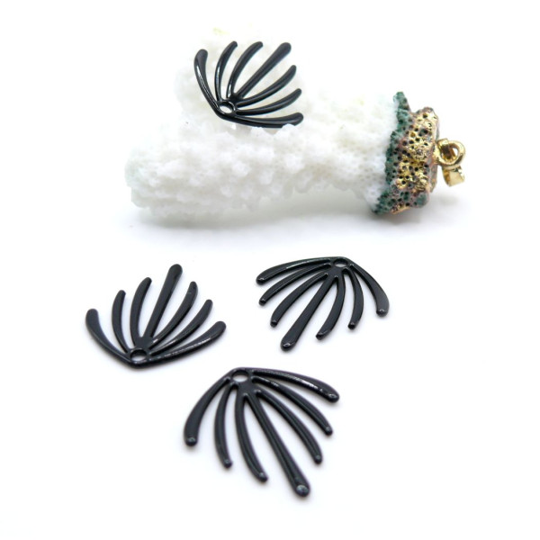 Pendentifs Forme Éventail 22 mm – Métal Coloris NOIR
