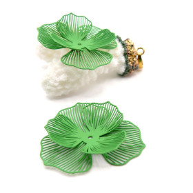 Estampes Pendentifs Filigrane Multi-Fleurs 39 mm 3D – Métal VERT