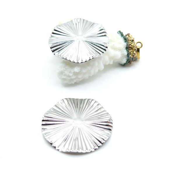 Pendentifs Géométrique Texturée 32 mm – Acier Inoxydable Argenté