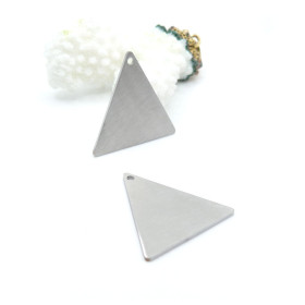 Pendentifs Triangle Effet Brossé 25 mm – Acier Inoxydable 304 Argenté