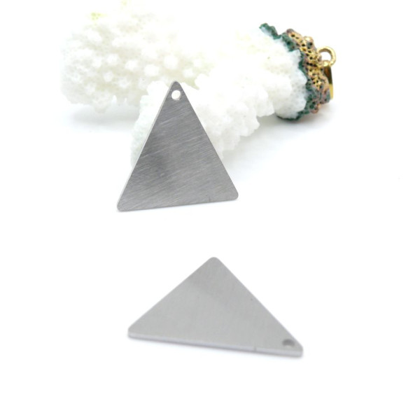 Pendentifs Triangle Effet Brossé 20 mm, Acier Inoxydable 304 Argenté