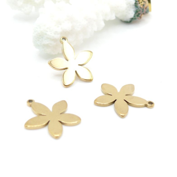 Pendentifs Fleurs 16 mm – Acier Inoxydable 304 Doré à l’Or Fin 18K PVD