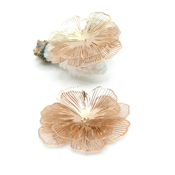Estampes Pendentifs Filigrane Multi-Fleurs 45 mm 3D – Laiton Doré