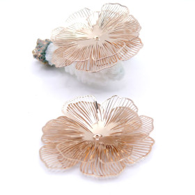 Estampes Pendentifs Filigrane Multi-Fleurs 45 mm 3D – Laiton Doré