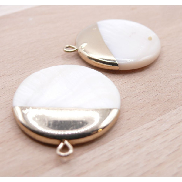 Pendentif Rond en Nacre avec Dorure 25 mm